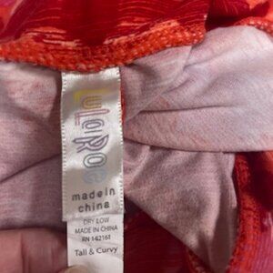 LuLaRoe Tall and Curvy Heart Leggings